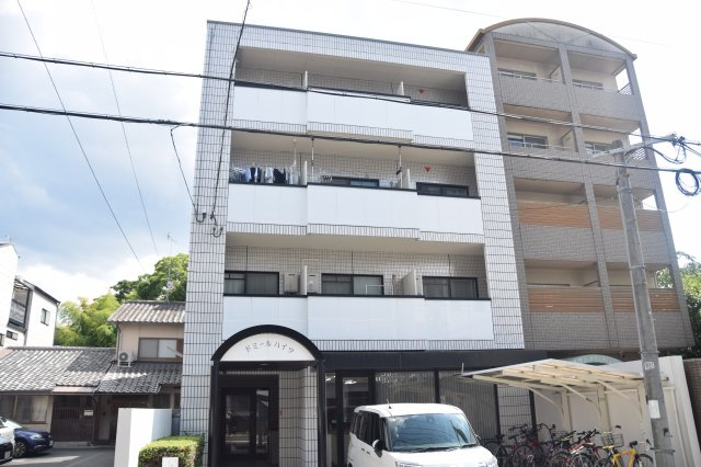 ドミールハイツの外観