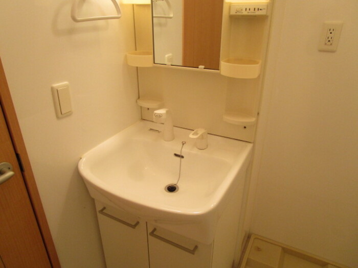 エーデルワイスの独立洗面台