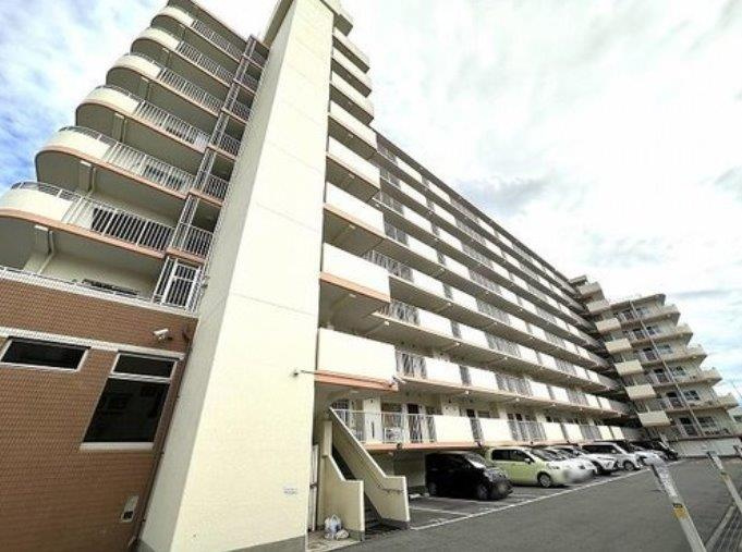 ディオフェルティ大東緑が丘の外観|新しい生活にいかがでしょうか？外観はお住まいの顔になります。こだわりたいポイントですね。水回りリフォームやリノベーションも承ってます。
■現地見学・資金計画相談・住宅ローン相談もお問合せ受付中■