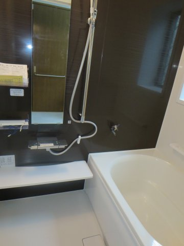 中古戸建　四條畷市清滝中町（平成6年築）の浴室|リフォーム済のきれいなお風呂です☆