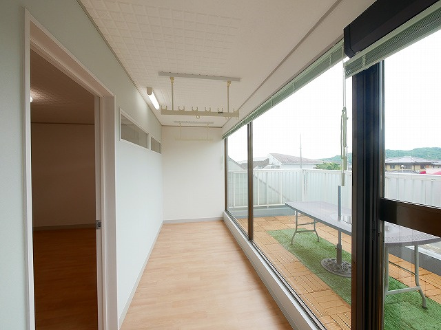 南加茂台５丁目店舗付住宅のロビー