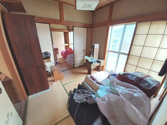 東松山市殿山町 中古戸建(5ＬＤＫＫ)2階にもキッチン有の和室|1階4.5帖和室