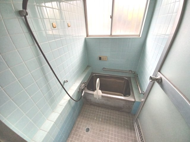 東松山市殿山町 中古戸建(5ＬＤＫＫ)2階にもキッチン有の浴室