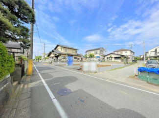 【前面道路含む現地写真】