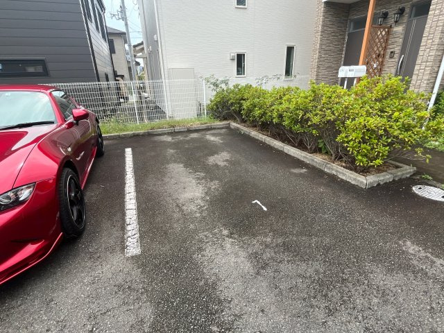 ソレアード・ハイムの駐車場