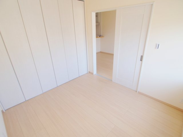 岡本アパートの居間・リビング