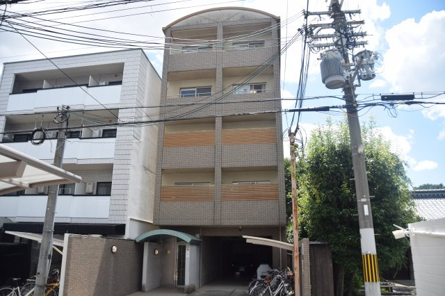 フローラル鞍楽の外観