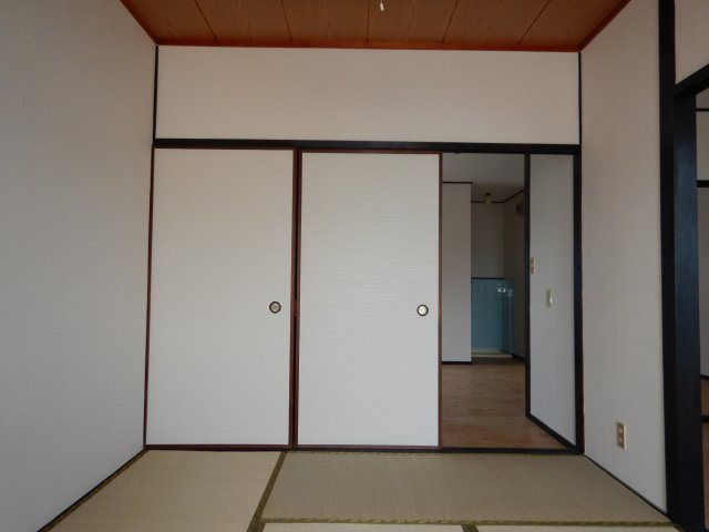 CorPオオモリの和室