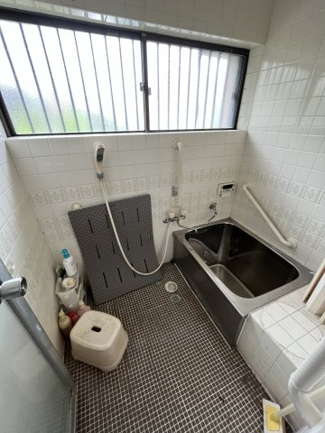 和歌山市宇須4丁目・中古戸建・54577の浴室