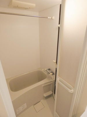 【浴室】 | ハーモニーテラス名島 | 別号室の写真になります。現況優先。