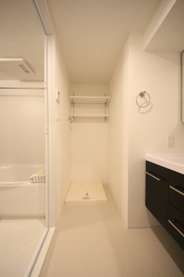 【洗面所】 | セレニテフラン梅田