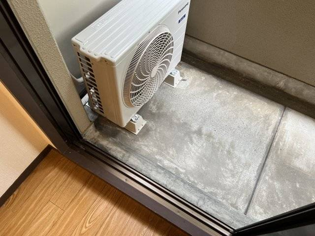 今出川アイビーハウスのバルコニー