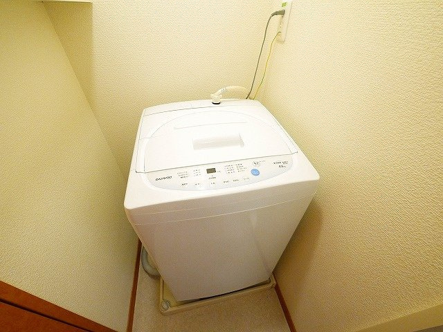 レオパレスリヴェールの設備|洗濯機付きです