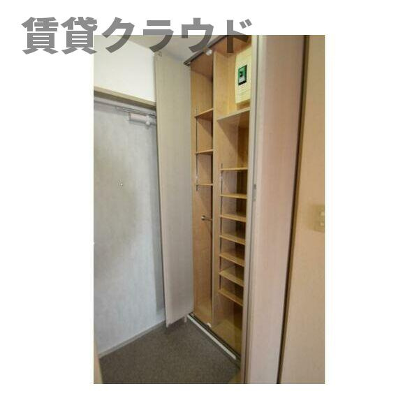 シャトーイノハナの玄関|毎日通る玄関はこちらです