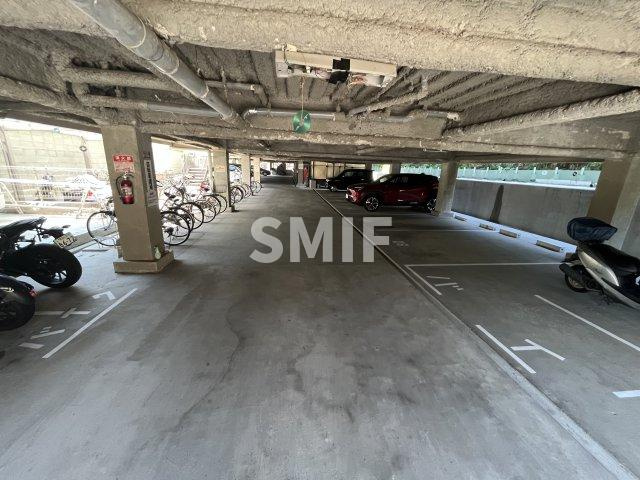 【駐車場】 | 服部マンション
