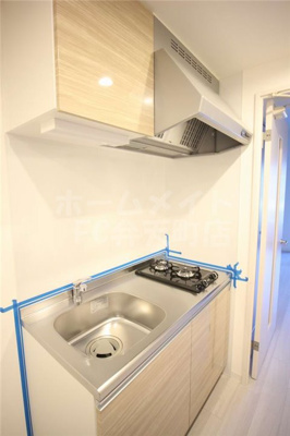 【キッチン】 | フォーリアライズ弁天町クロス | コンパクトなキッチンで掃除もラクラク