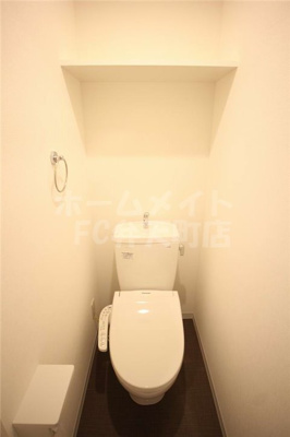 【トイレ】 | フォーリアライズ弁天町クロス | 落ち着いた色調のトイレです