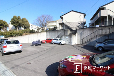 【駐車場】 | ヒルサイドテラス　Ｂ