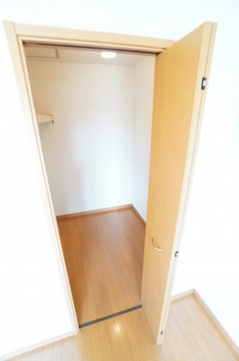 【収納】 | Royal Garden 400&16 D | ※同物件・同タイプの写真です。