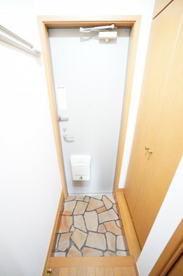 【玄関】 | Royal Garden 400&16 D | ※同物件・同タイプの写真です。