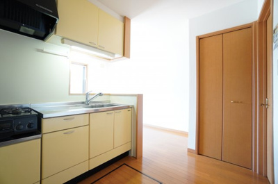 【キッチン】 | Royal Garden 400&16 D | ※同物件・同タイプの写真です。