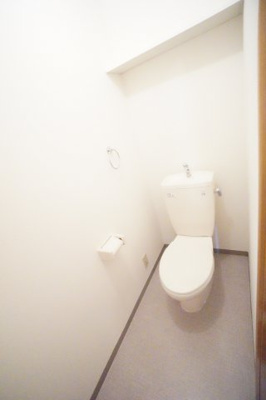 【トイレ】 | Royal Garden 400&16 D | ※同物件・同タイプの写真です。