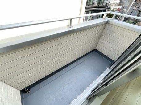 調布ヶ丘二丁目貸家のバルコニー