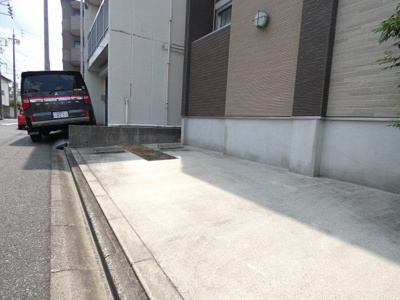 【駐車場】 | エスポワール