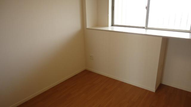 ＢＩＧ　ＳＴＯＮＥの内装|洋室