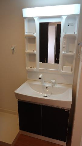 ＢＩＧ　ＳＴＯＮＥの洗面所|洗髪洗面化粧台