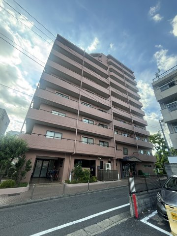 ハイホーム十条ヴェルデ館の外観