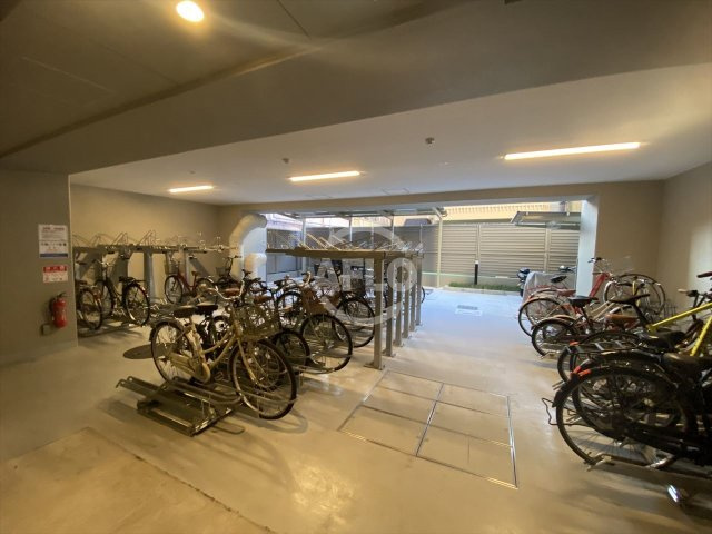 エスリード大阪上本町レジェーロのその他共用部分|エスリード大阪上本町レジェーロ　駐輪場