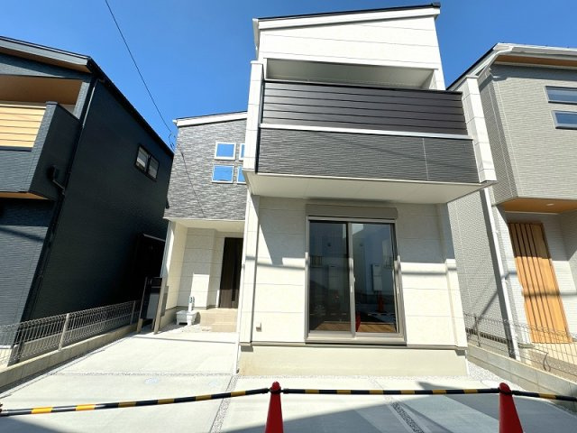 【外観】 | 川越市稲荷町　未入居一戸建住宅　全9棟　（ふじみ野店） | 2024年8月撮影/上福岡駅徒歩17分の立地で小学校至近