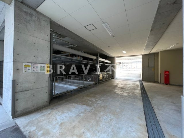 リビオライズID大手前西 BRAVI不動産の駐車場|【リビオライズID大手前西】駐車スペースもあります