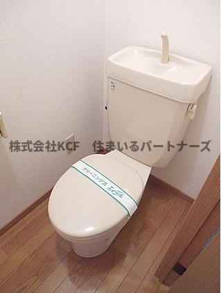 ヴィラコートはなみづきのトイレ|落ち着いた色調のトイレです