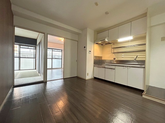 パークロッジの居間・リビング