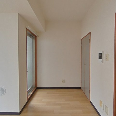 ★広角レンズ撮影写真【洋室5.7帖】　エアコン・収納付きのお部屋★