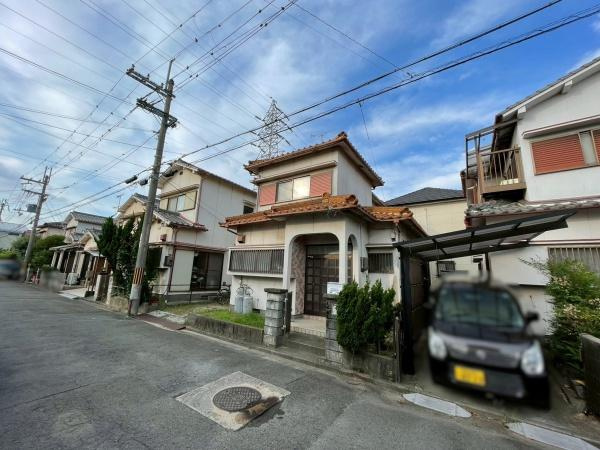 和歌山市梶取　中古戸建の前面道路含む現地写真