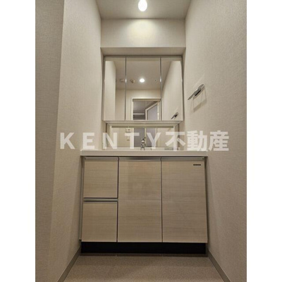 【洗面所】 | コンフォリア・リヴ西蒲田 | スペースが確保できる洗面所です