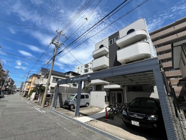 アルユータ六甲道の外観