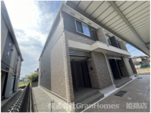 グランデフォルトーネＢの外観