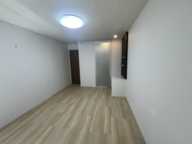 グランデフォルトーネＢの洋室