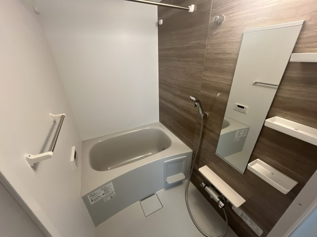 グランデフォルトーネＢの浴室