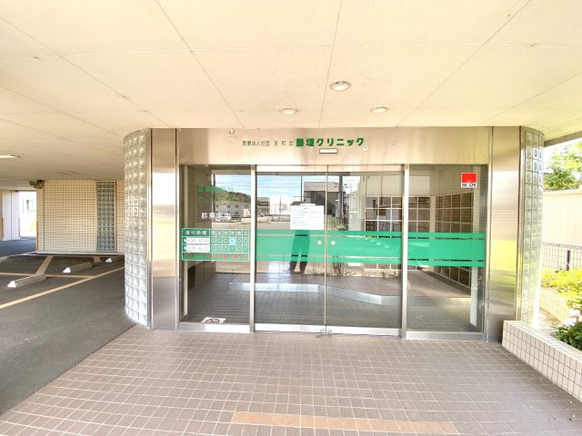店舗　クリニック　粟野西3丁目のエントランス