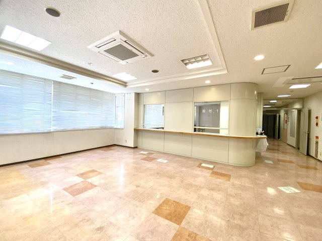 店舗　クリニック　粟野西3丁目の内装