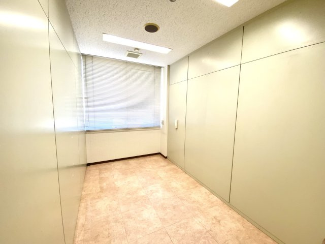 店舗　クリニック　粟野西3丁目の内装