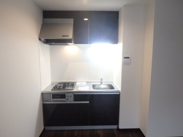 ラージヒル長瀬WESTのキッチン