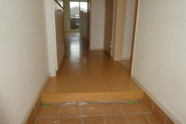 エスポワール総社Ａの玄関