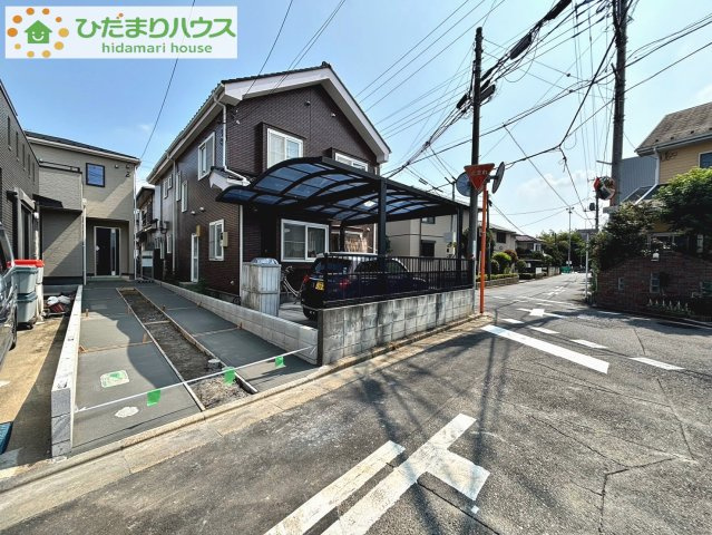 上尾市原市　第2　新築一戸建て　リーブルガーデン　01の前面道路含む現地写真