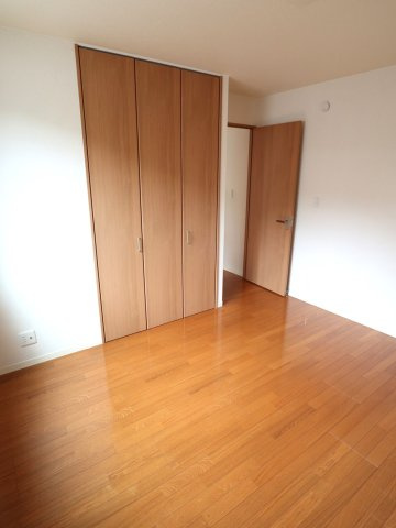 シャーメゾンサランBの洋室|洋室6.8帖